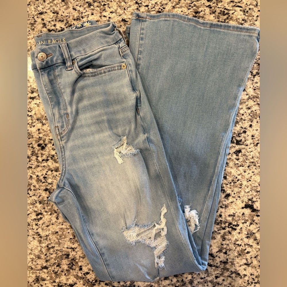 AMERICAN EAGLE CURVY SUPER HIGH-RISE FLARE